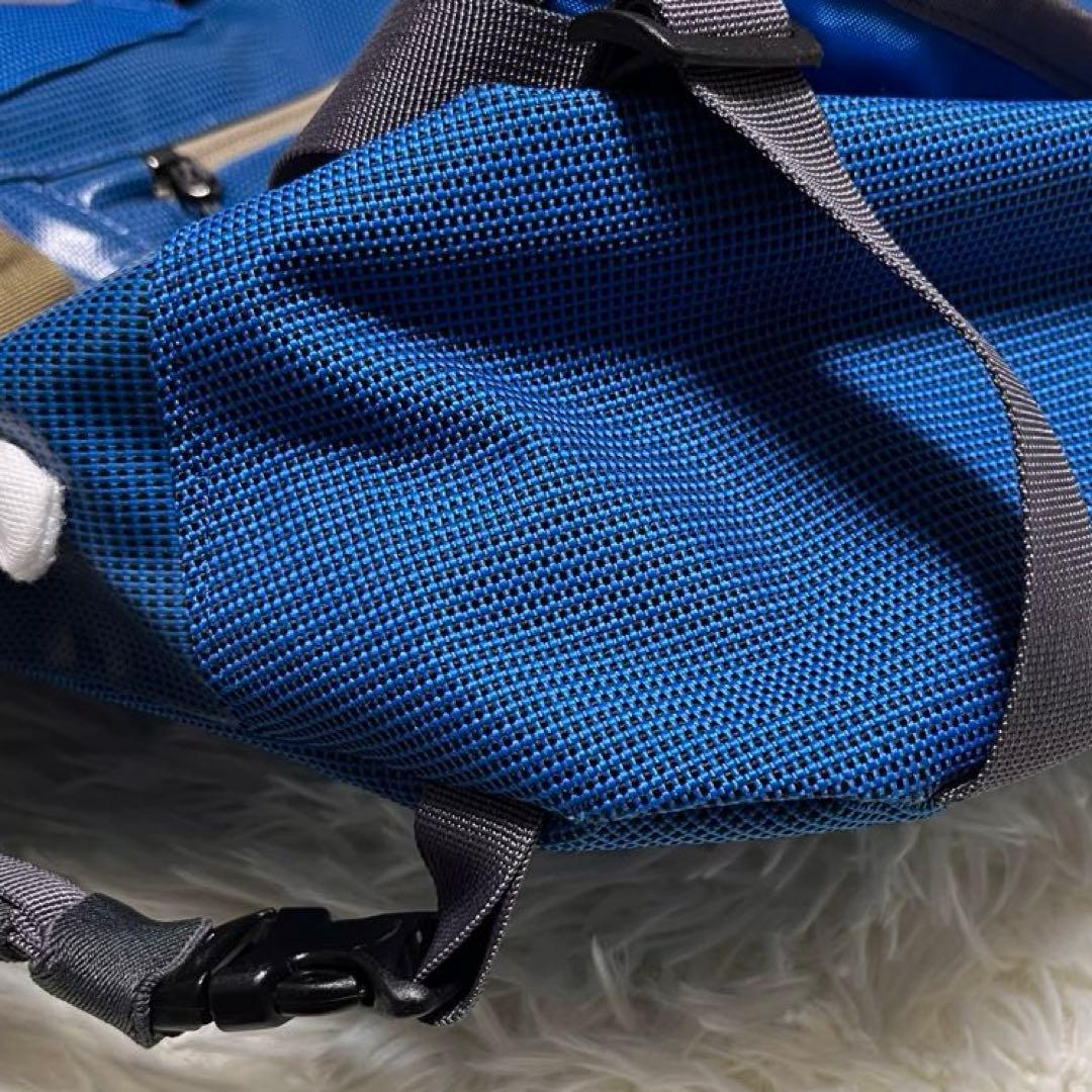 希少 パタゴニア ブラックホールメッセンジャー バッグ ブルー　美品