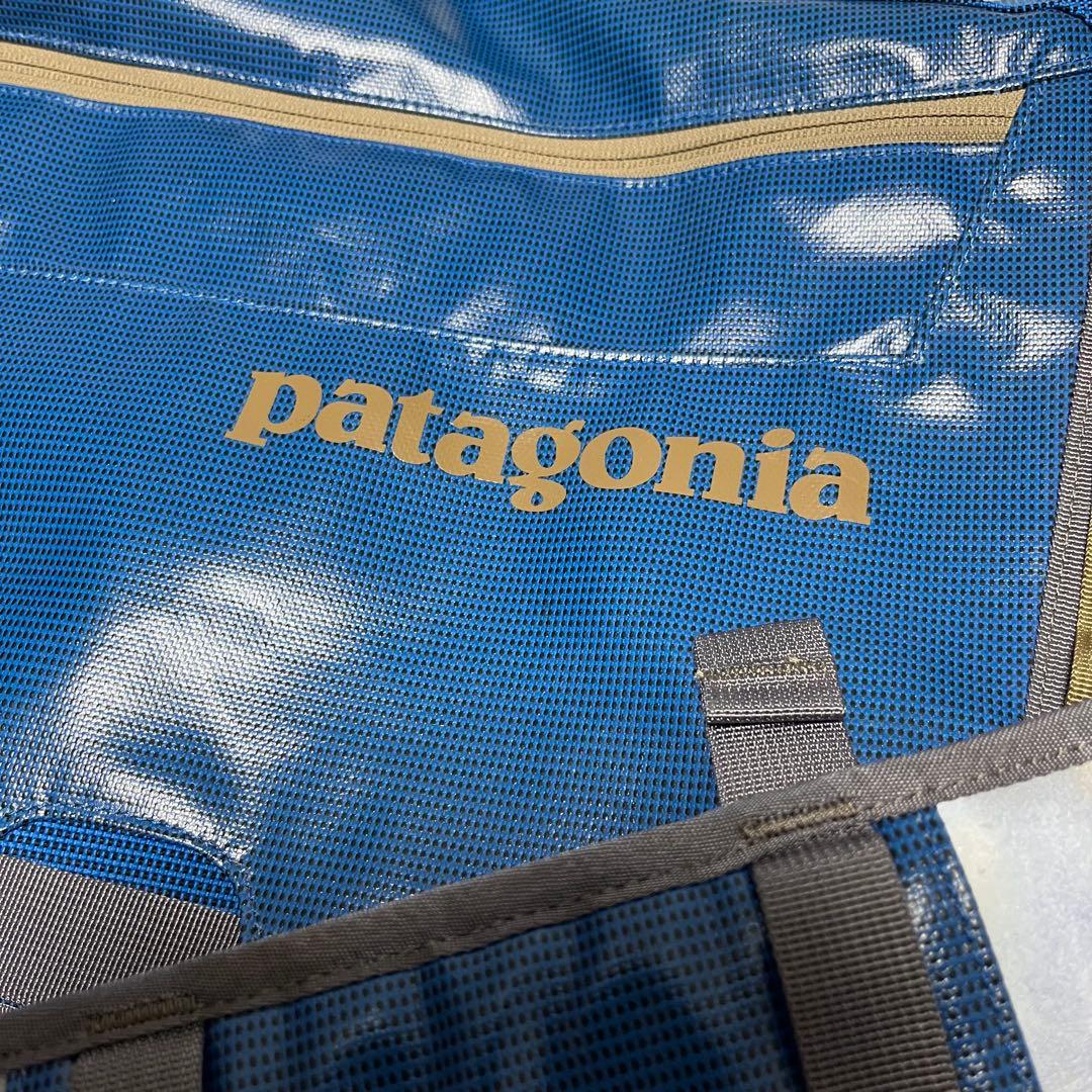 希少 パタゴニア ブラックホールメッセンジャー バッグ ブルー　美品
