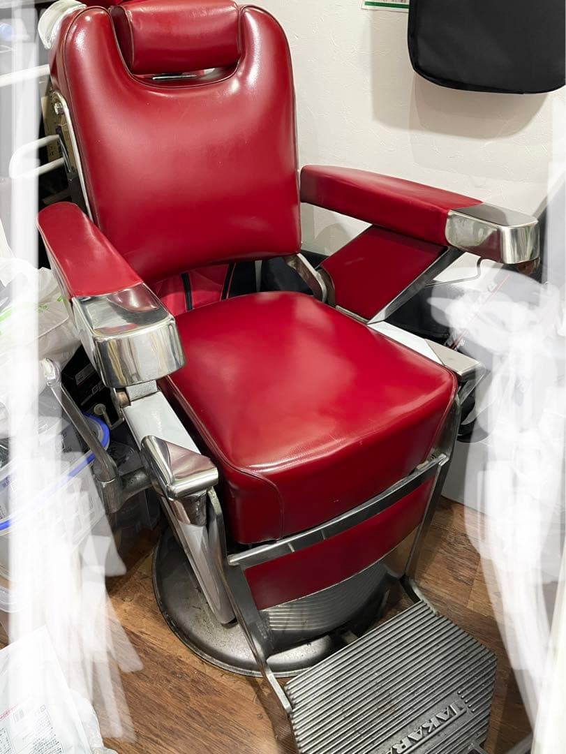 不朽の名機　タカラ57号　理容椅子
