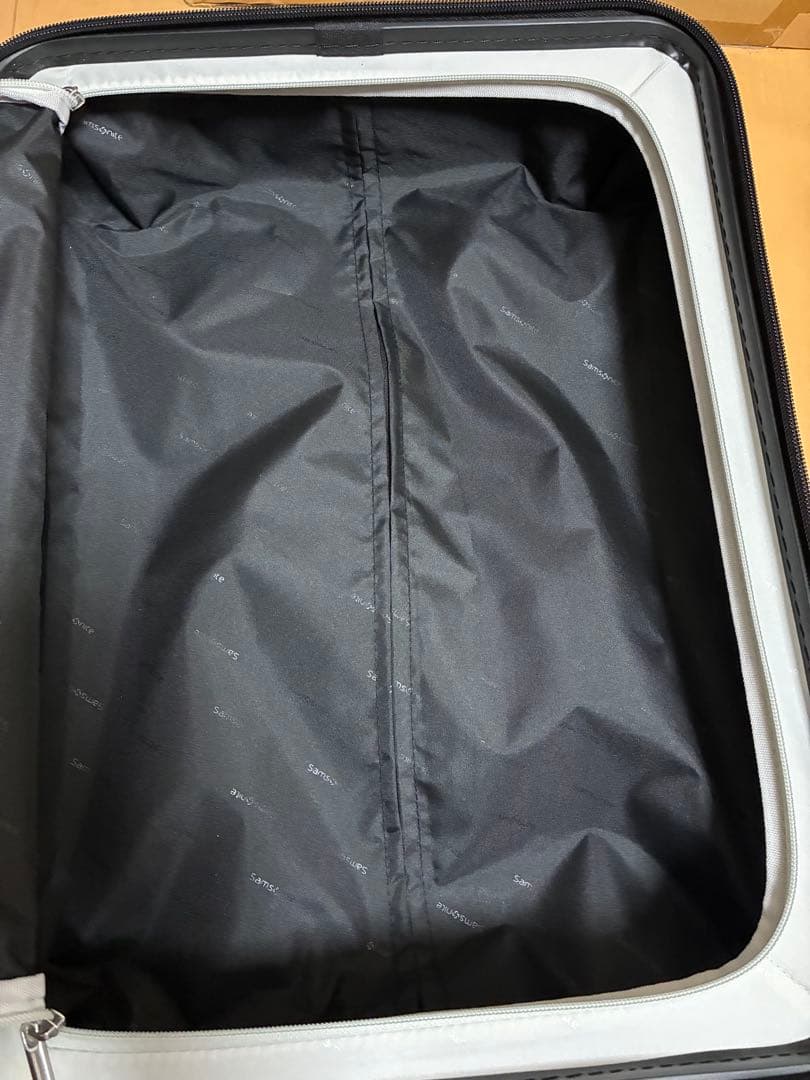 サムソナイト EVOA Z エヴォアZ スピナー55 キャリーケース