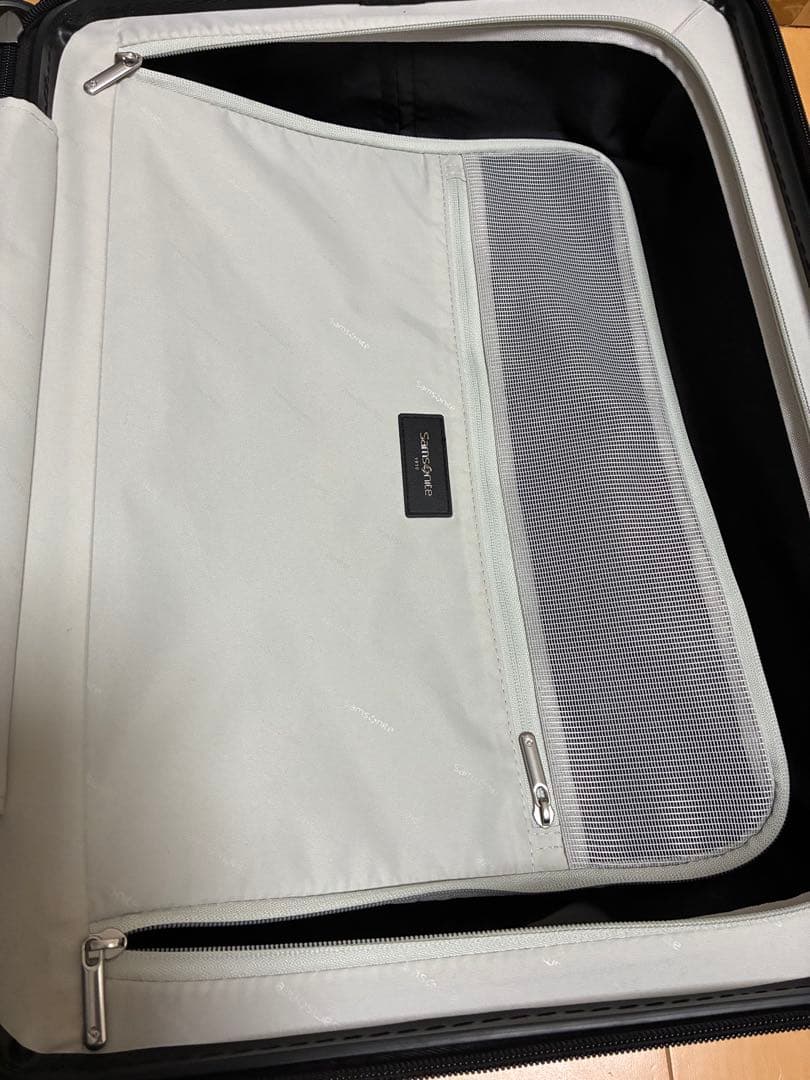 サムソナイト EVOA Z エヴォアZ スピナー55 キャリーケース