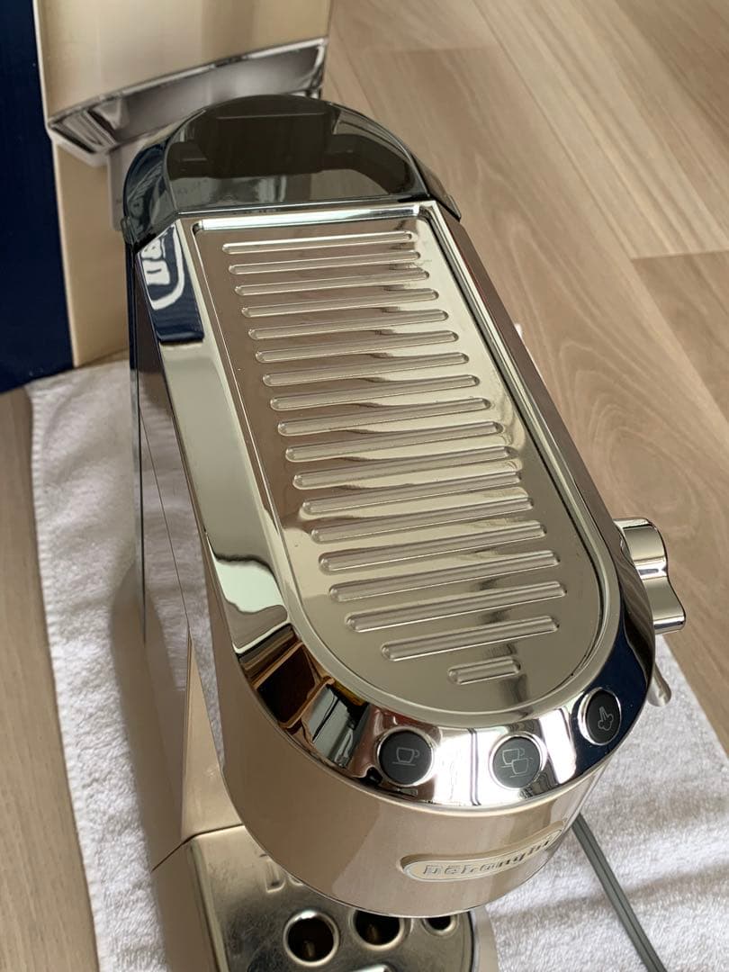 De’Longhi デロンギ エスプレッソ・カプチーノメーカー EC885J