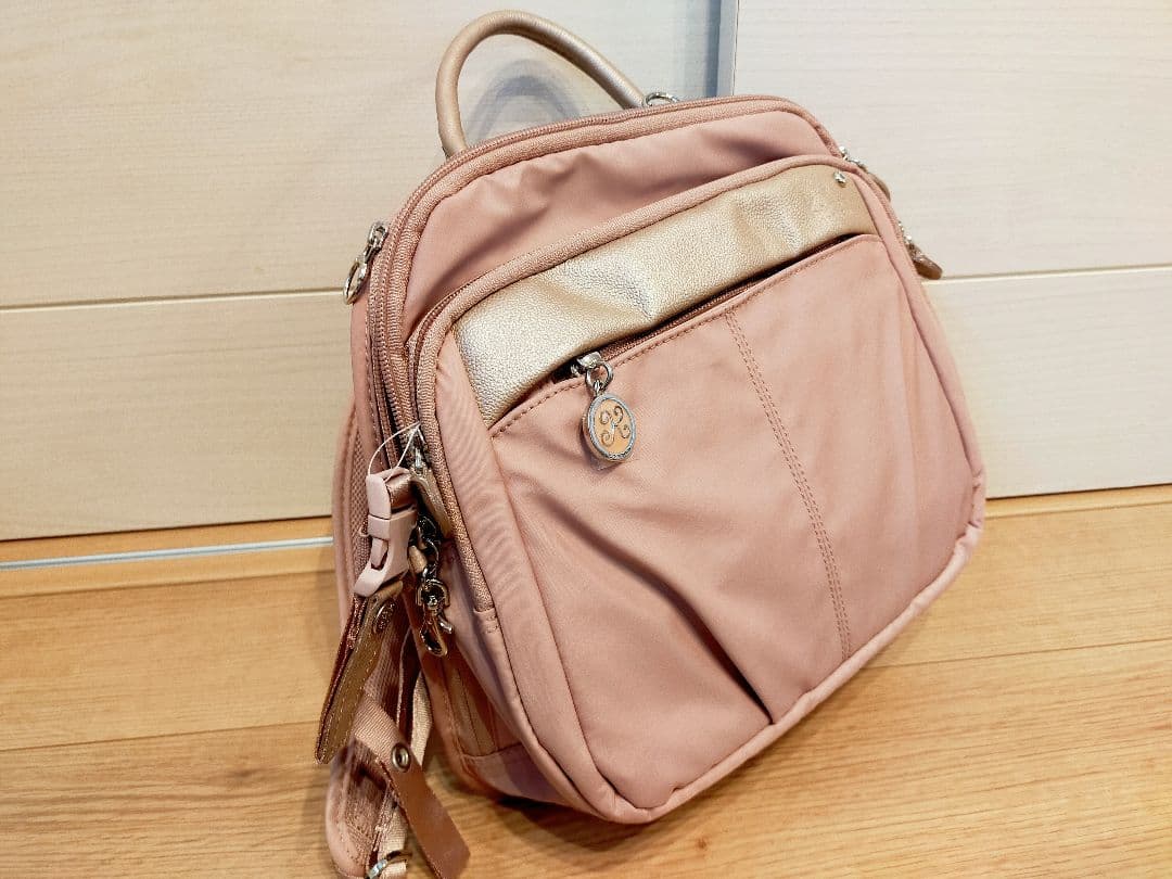 新品未使用カナナプロジェクト リュック ピンク！！