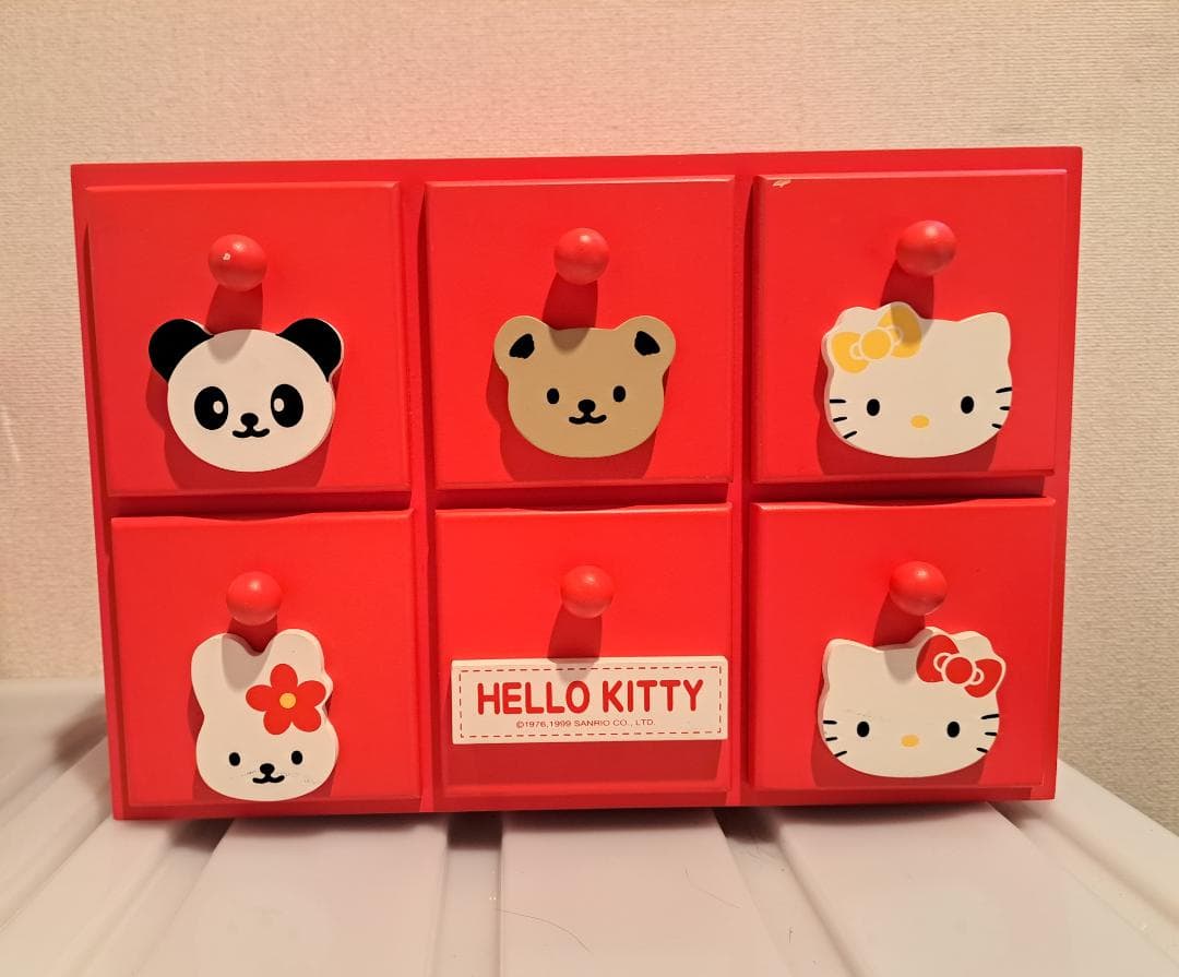 ハローキティ木製チェスト