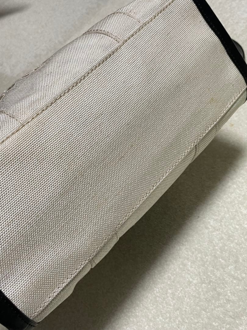 MARC JACOBS ・ハンドバッグ・THE TOTE BAG