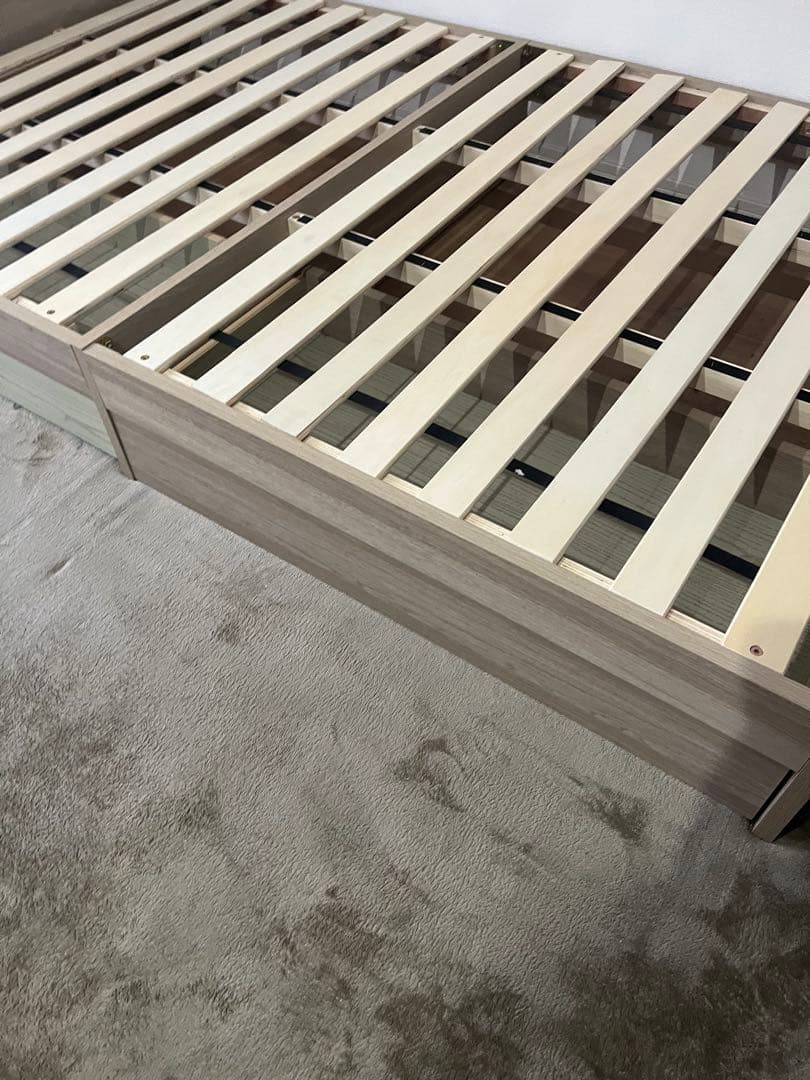 引き取り限定　セミダブル ベッドフレーム　木製　熊本