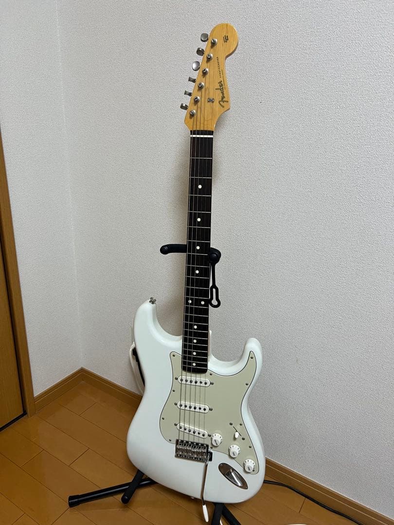 Fender Japan Stratocaster ホワイト