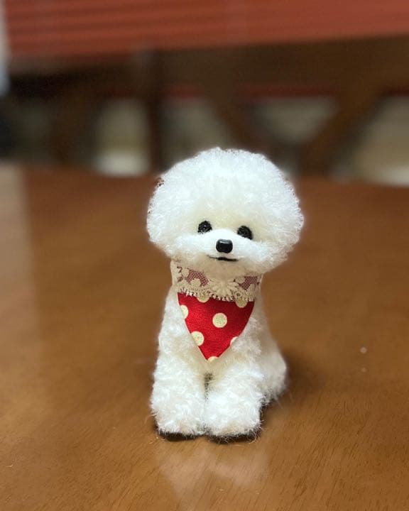 羊毛フェルト　ビジョンフリーゼ