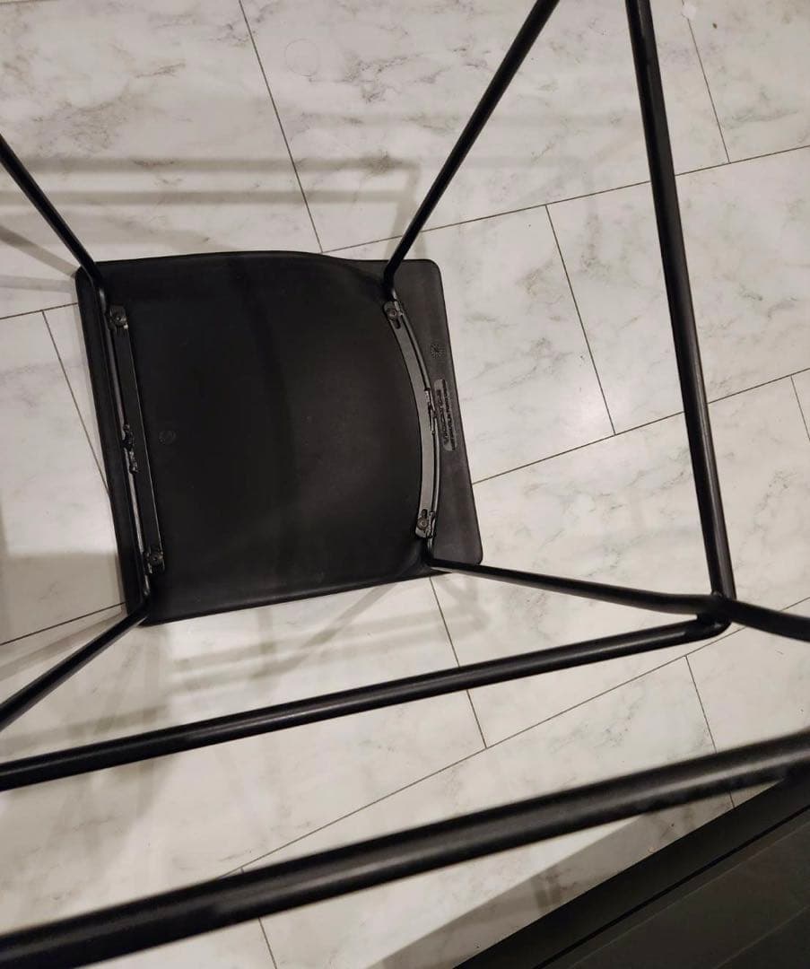 Cassina ixc VICCARBE ラストミニッツ カウンターチェア