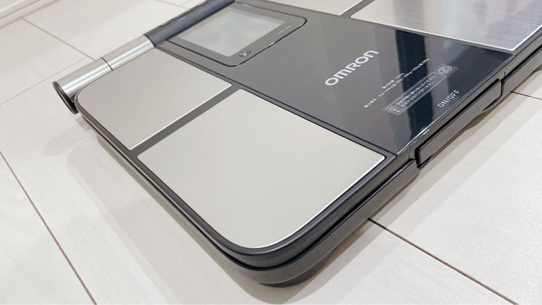 【オムロン】HBF-702T 体重体組成計 カラダスキャン OMRON ブラック