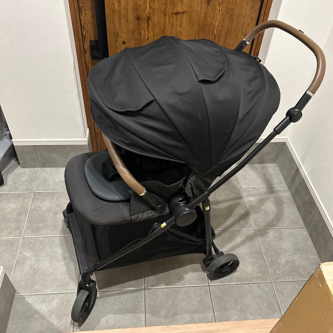 値下げ Aprica アップリカ LUCE ルーチェ 黒 ブラック 2022年