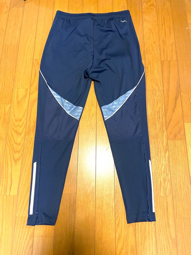 最新モデルadidas アディダス トレーニングウェア 【上下点セット】