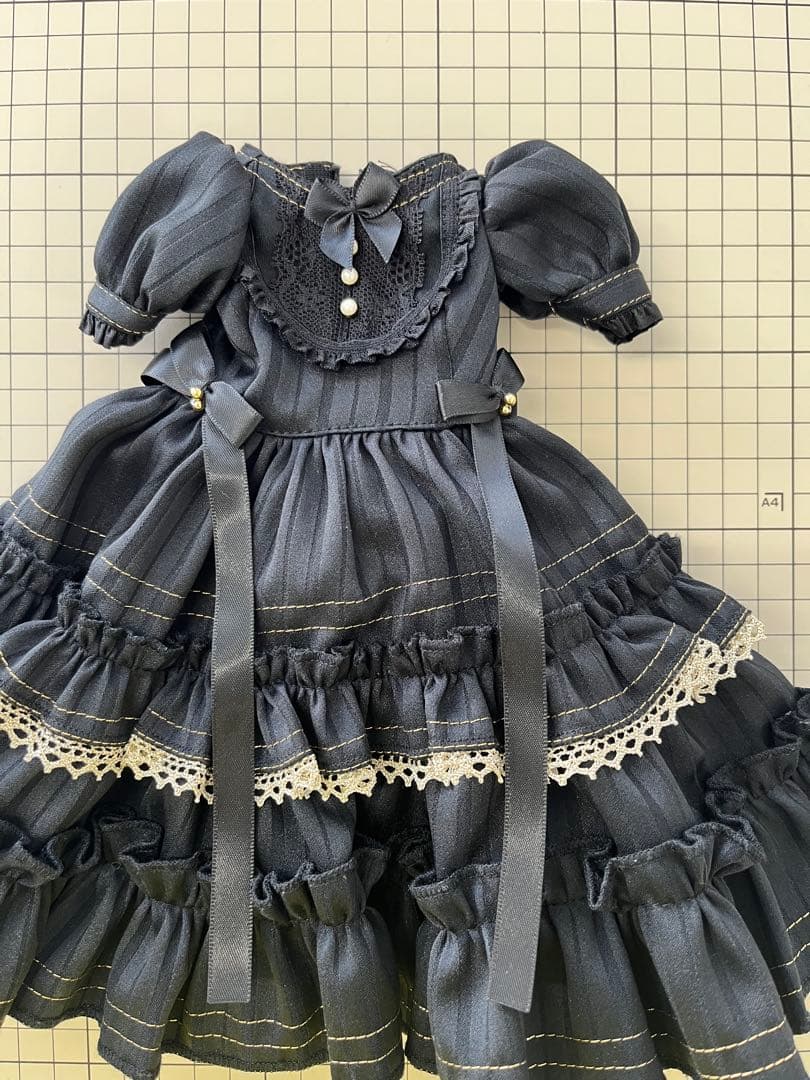 Dollロリータドレス 黒 40cm 1/4 MDD