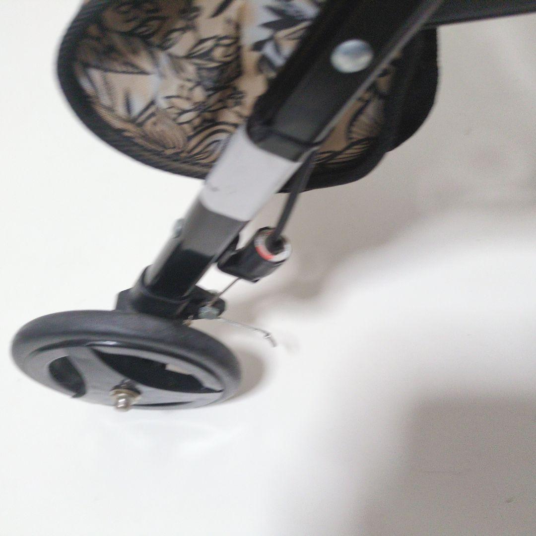 幸和製作所 【美品】TacaoF テイコブナノン CPS03 シルバーカー