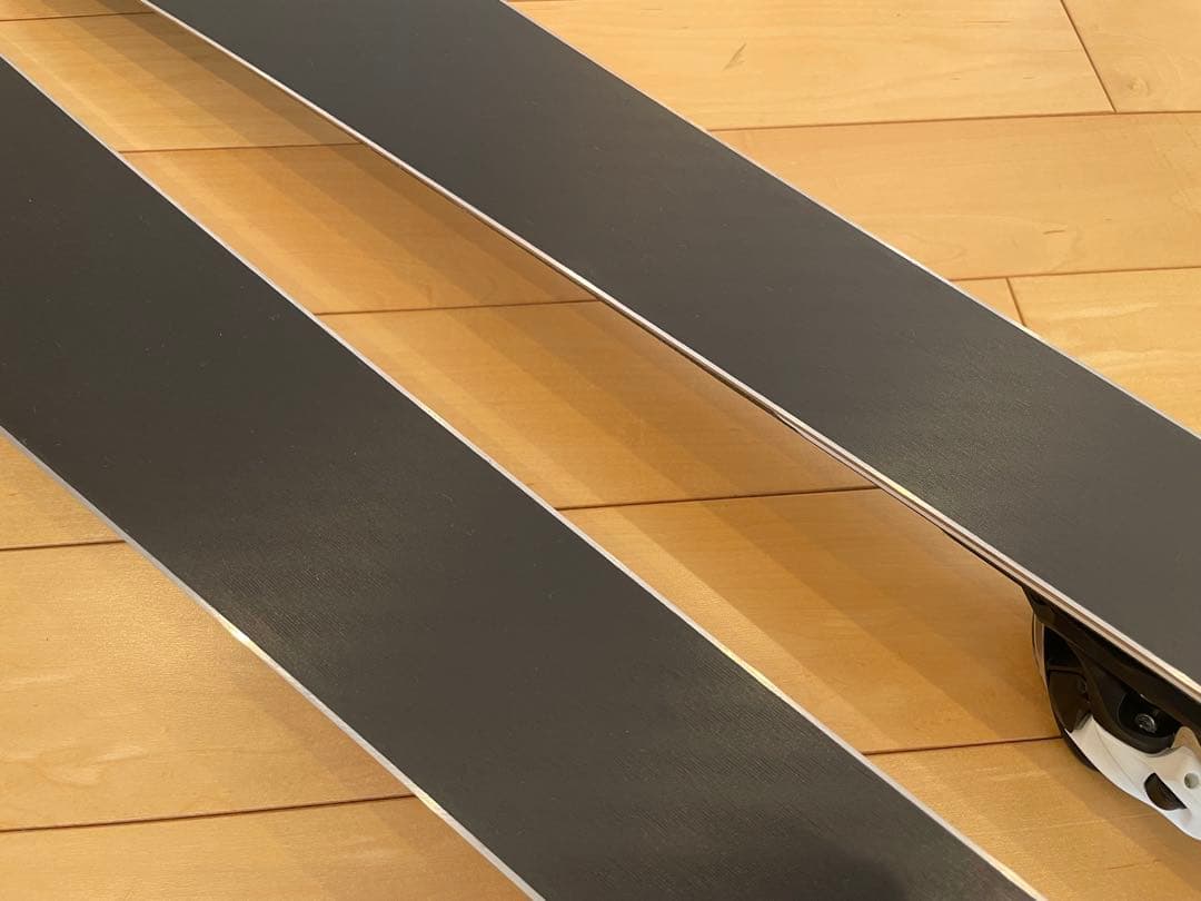 Volkl フォルクル 初心者向けスキー板 144cm FLAIR 72