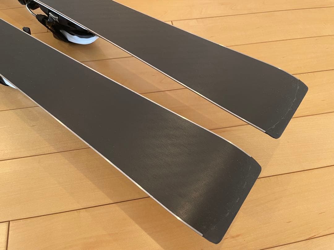 Volkl フォルクル 初心者向けスキー板 144cm FLAIR 72