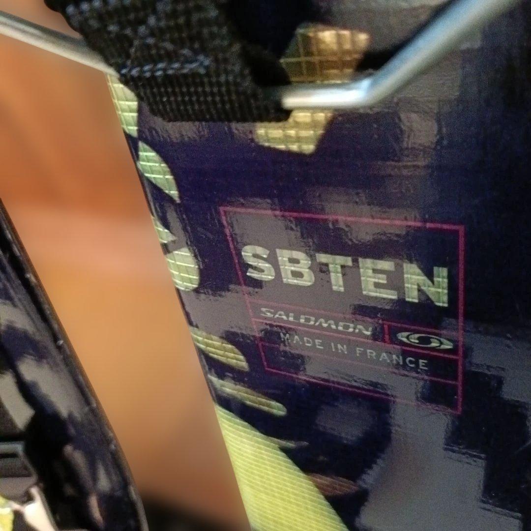 SBTEN スキー板 赤/黒 ドラゴンデザイン