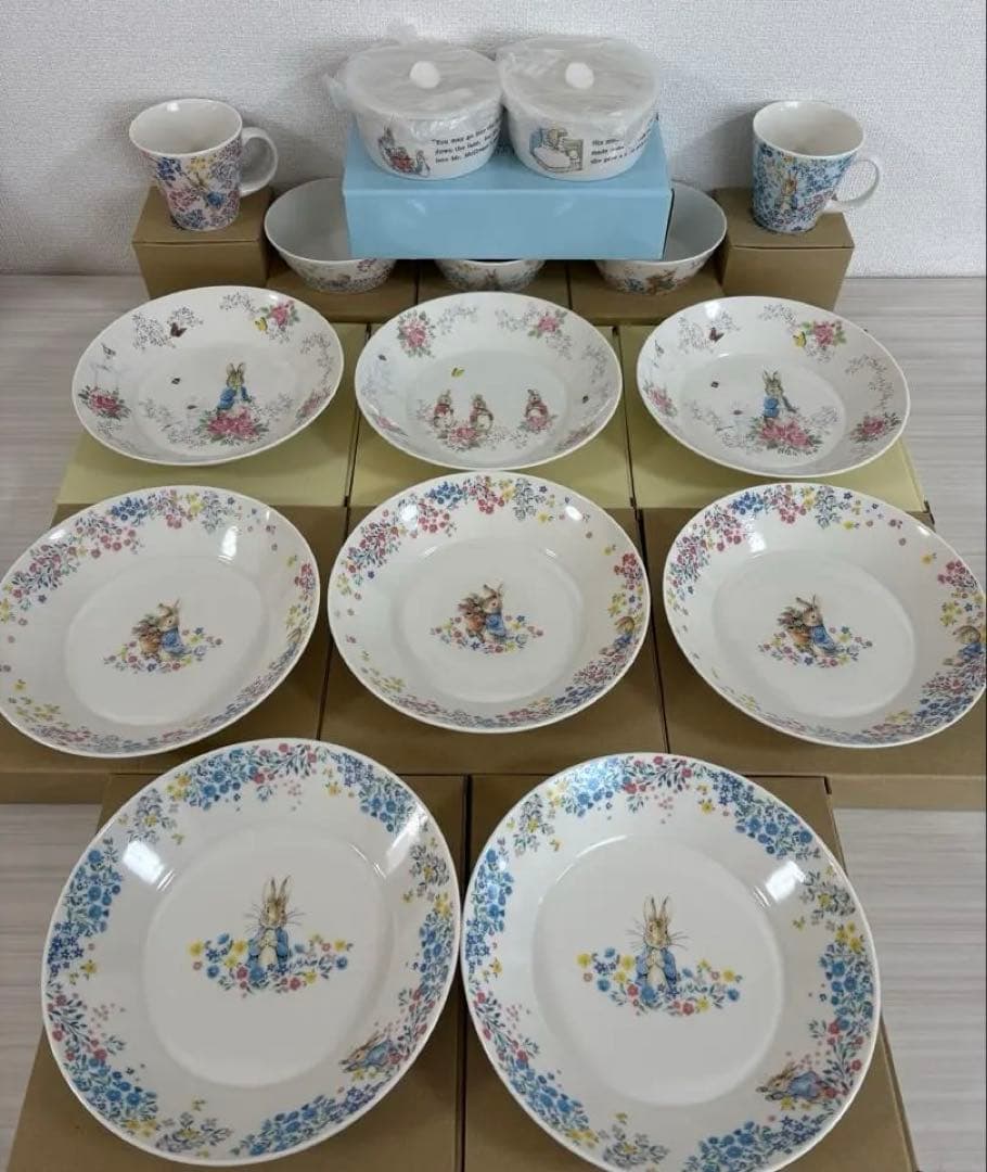 ピーターラビット　パスタカレー皿　マグカップ　食器　まとめ売り　14点