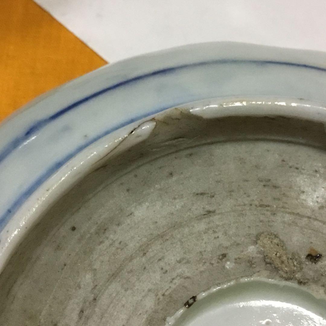 入れ子の色絵の鉢