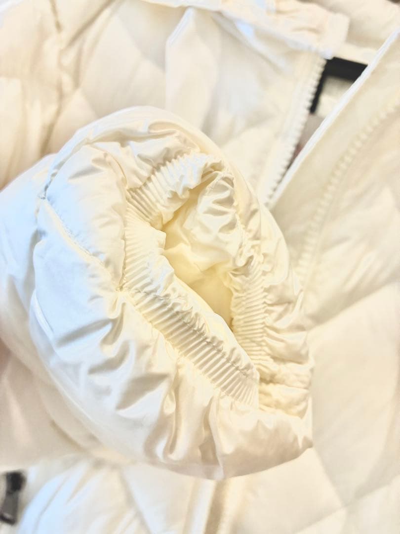 MONCLER モンクレール ロングダウンジャケット 白