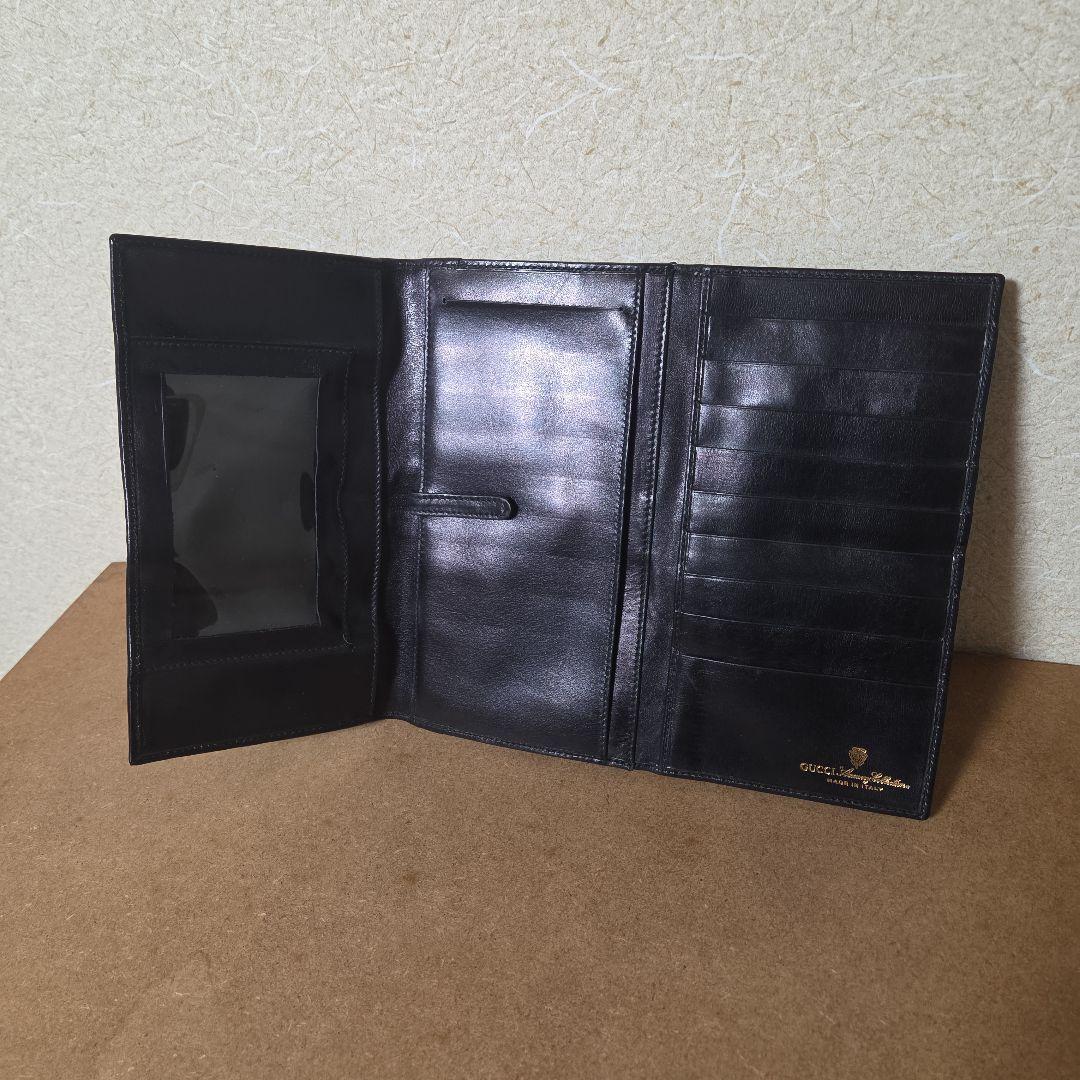 GUCCI ブラック GGパターン 二つ折り財布