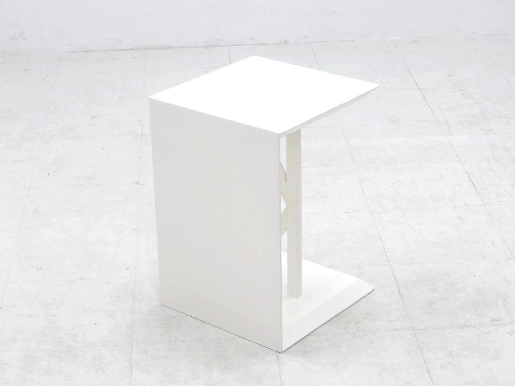 展示品　IDC大塚家具　ケンオクヤマ　サイドテーブル　コーヒーテーブル　モダン