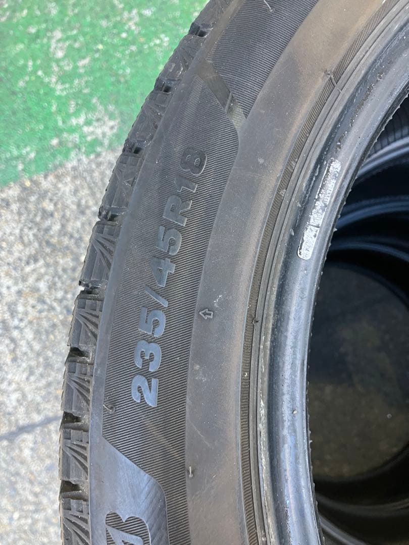 古*篤様 BRIDGESTONE スタッドレスタイヤ 235/45R18 4本セ