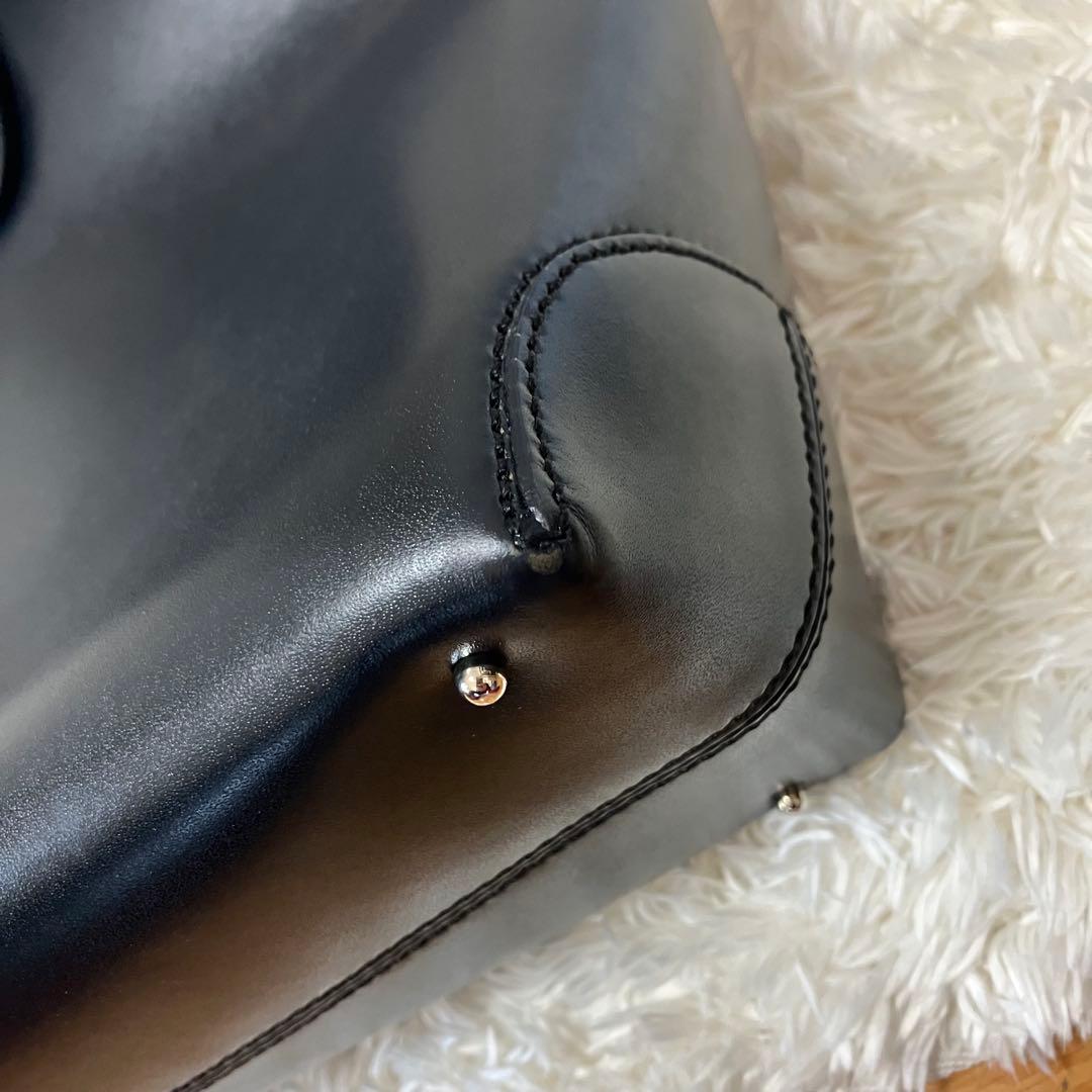 さーさん 様TOD'S トッズ　トートバッグ　2way ショルダー　A4収納