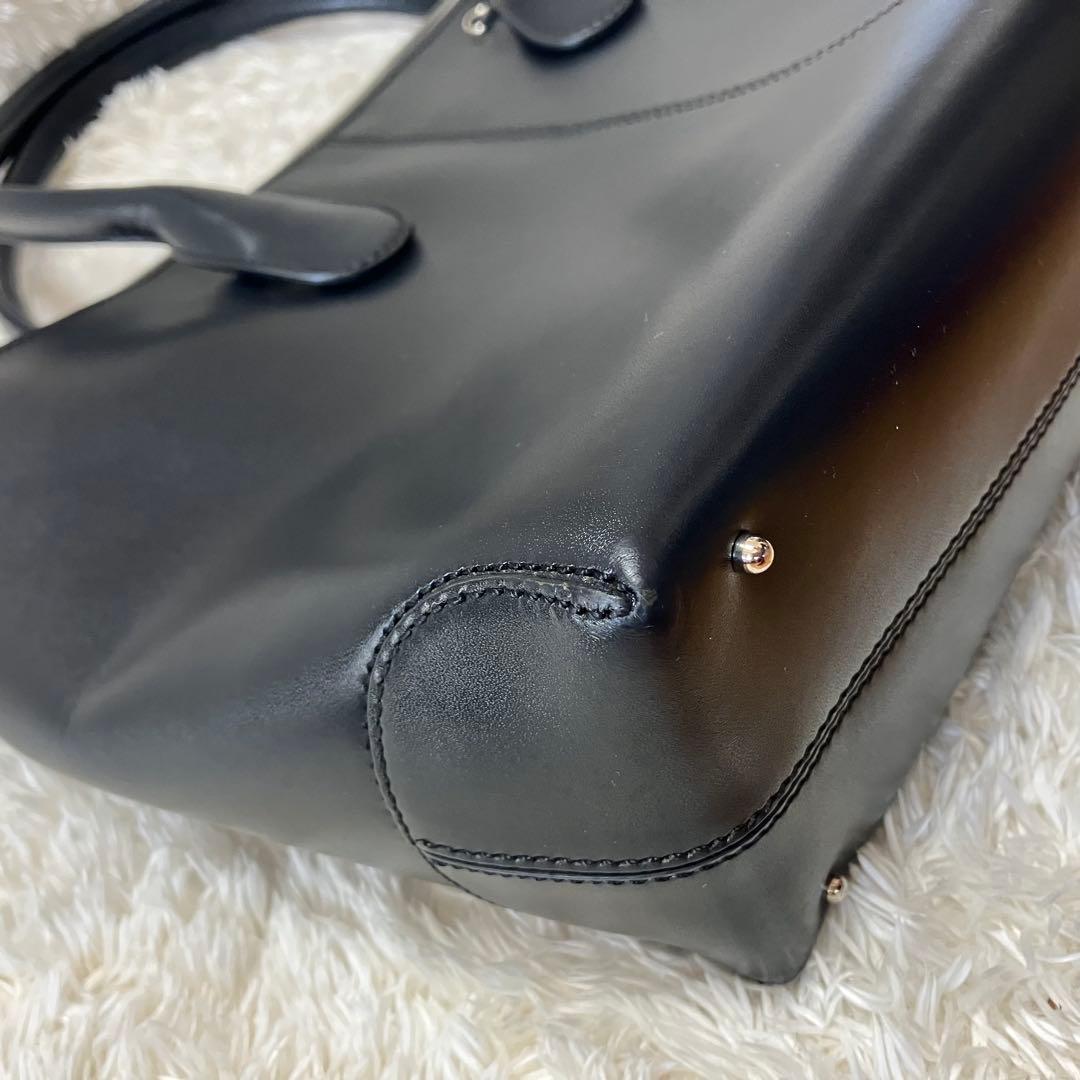 さーさん 様TOD'S トッズ　トートバッグ　2way ショルダー　A4収納