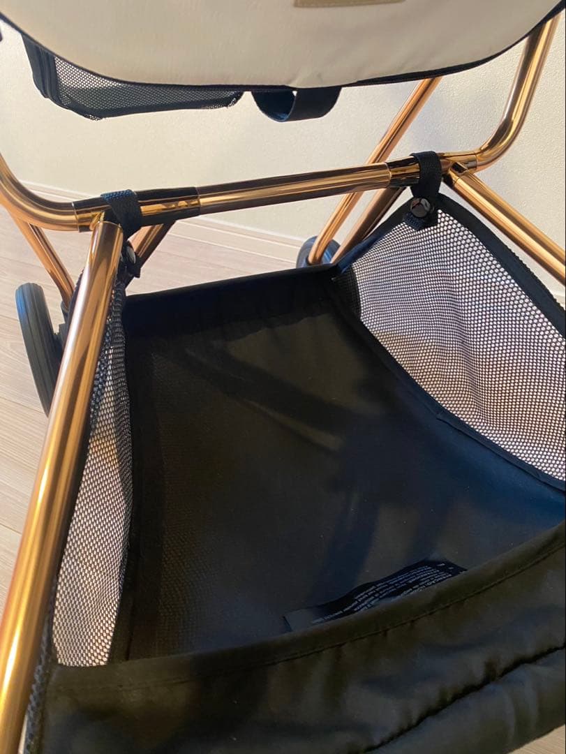 サイベックスミオス　ホワイトシートカバー ローズゴールドフレーム ベビーカー