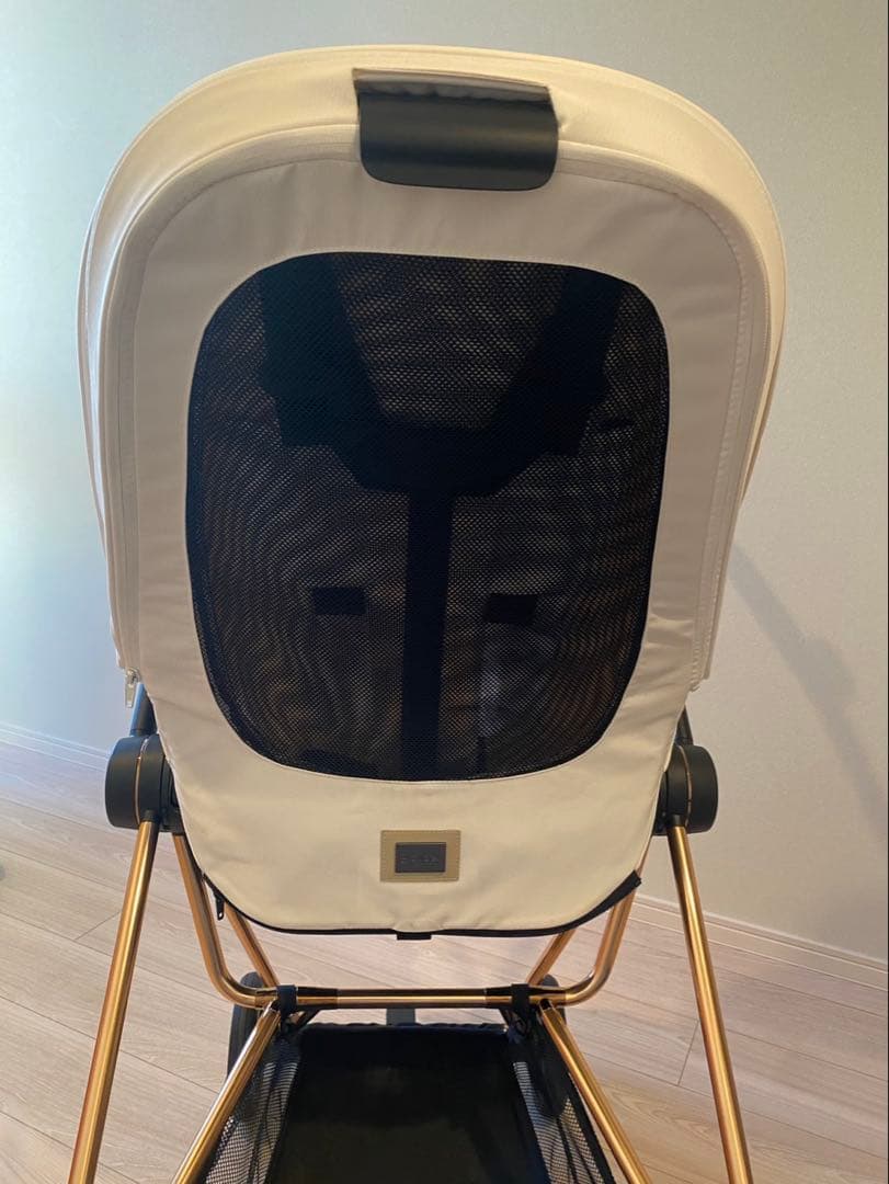 サイベックスミオス　ホワイトシートカバー ローズゴールドフレーム ベビーカー