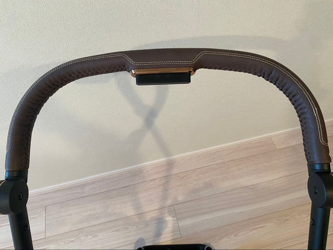 サイベックスミオス　ホワイトシートカバー ローズゴールドフレーム ベビーカー