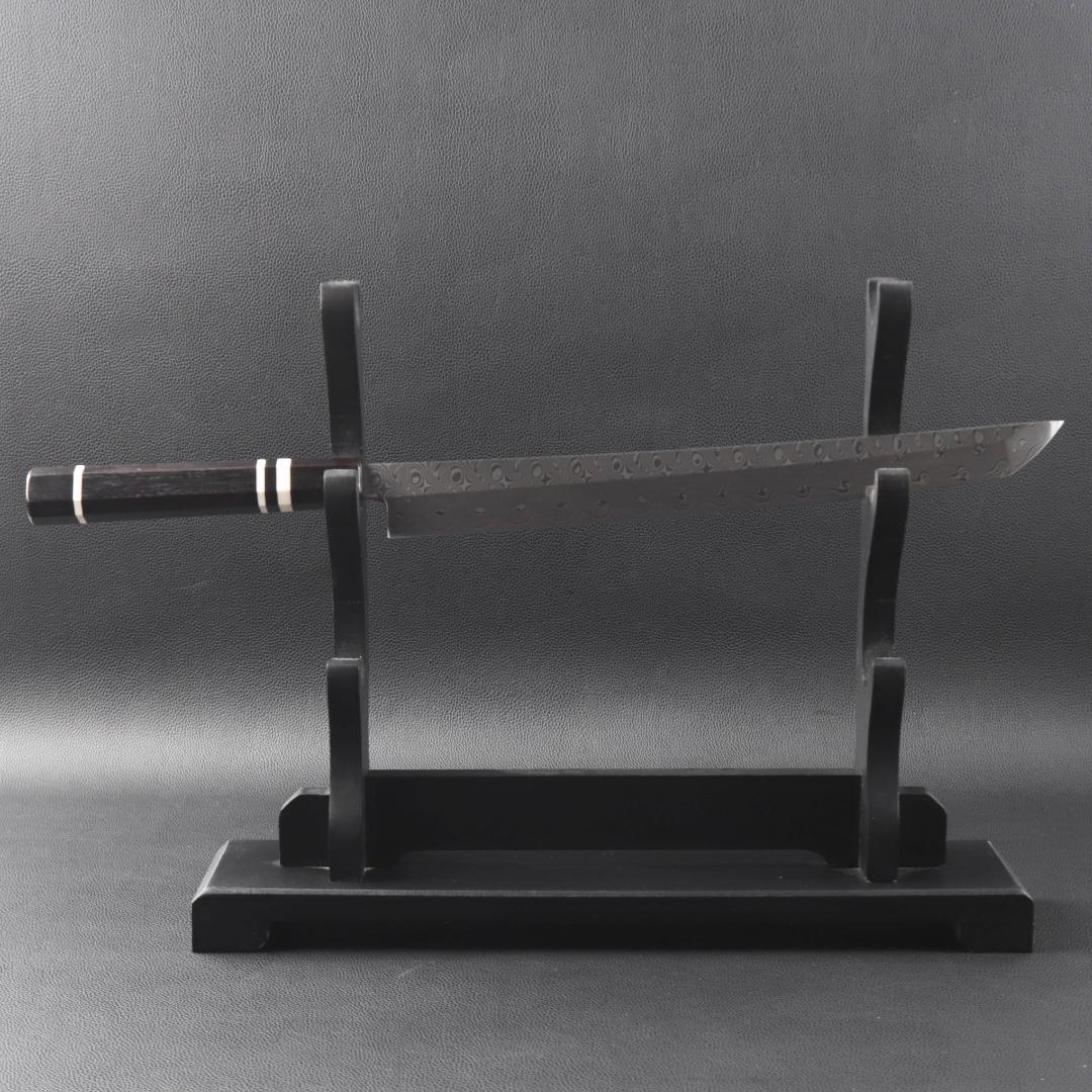 10082ダマスカス 先丸包丁 尺 海流紋 105層 黒檀黒水牛角白三本巻八角柄