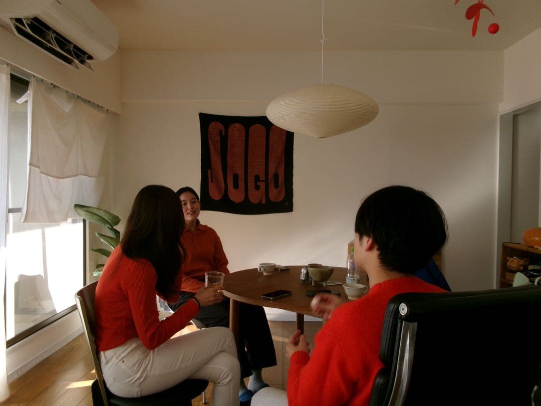 unico kirp (キルプ)木製 円形ダイニングテーブル