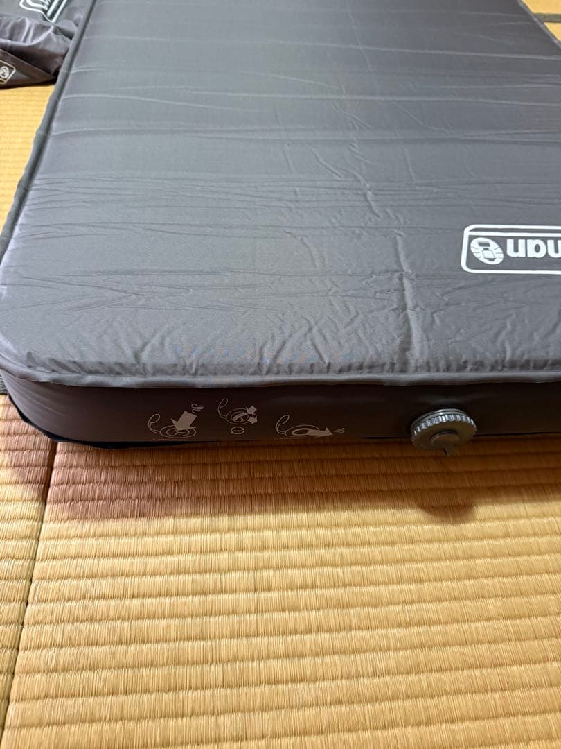 Coleman シングルサイズ インフレーターマット 自動膨張、厚み10cm