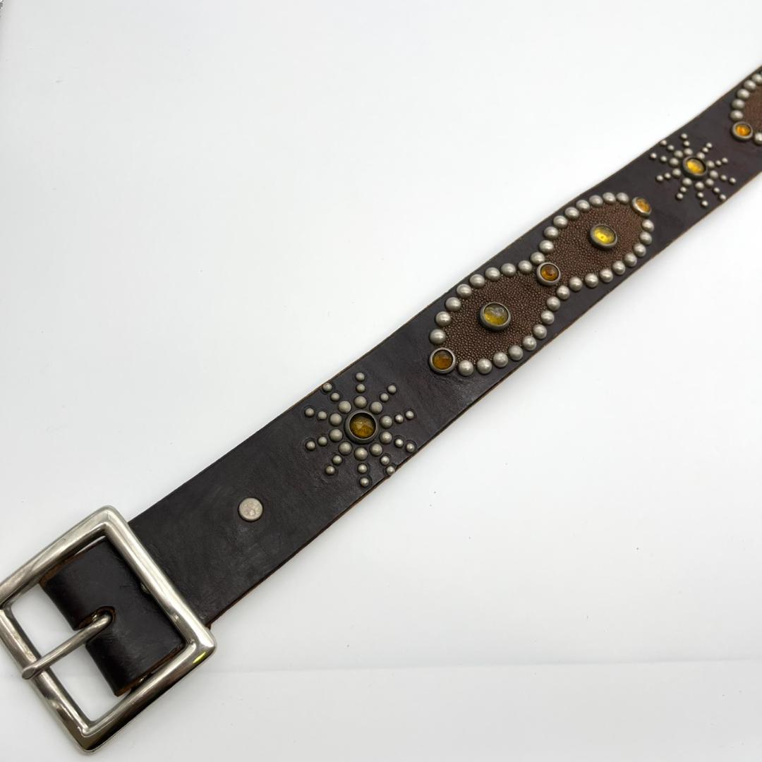 HTC エイチティーシ－ ベルト ビジュー スタッズ 装飾 本革 ダークブラウン