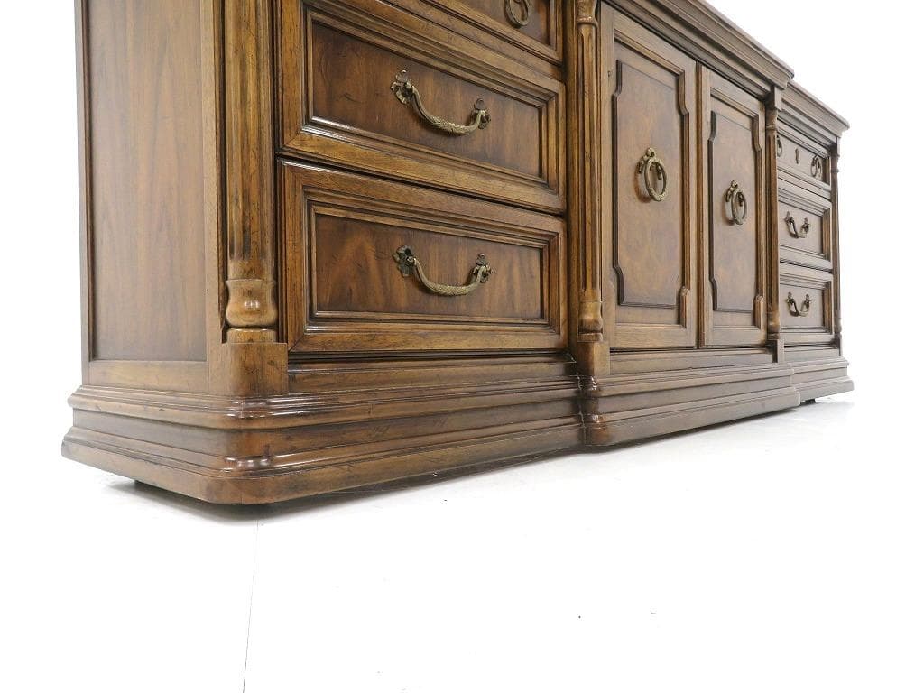 展示品　ドレクセルヘリテイジ　キャメオクラシック　サイドボード　キャビネット