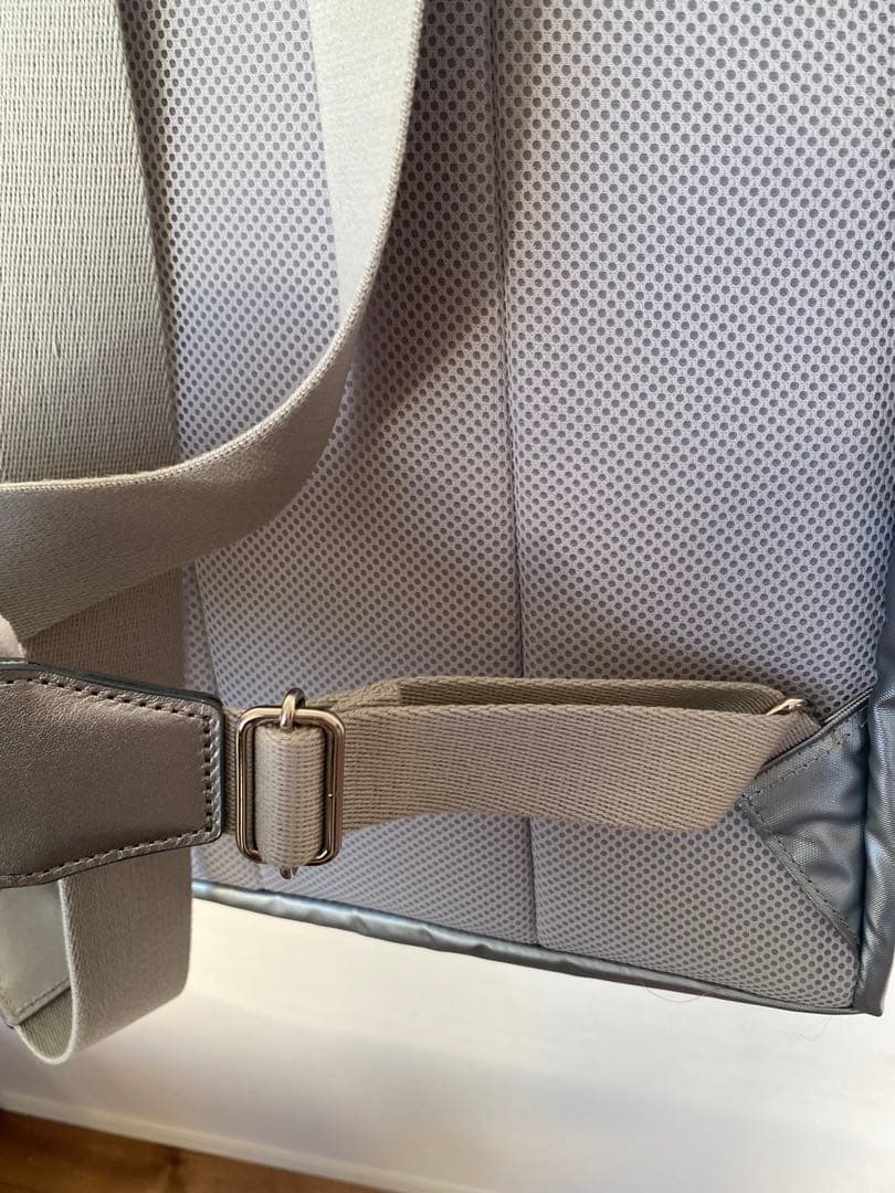 ヴィヴィアンウエストウッド　シルバーリュック