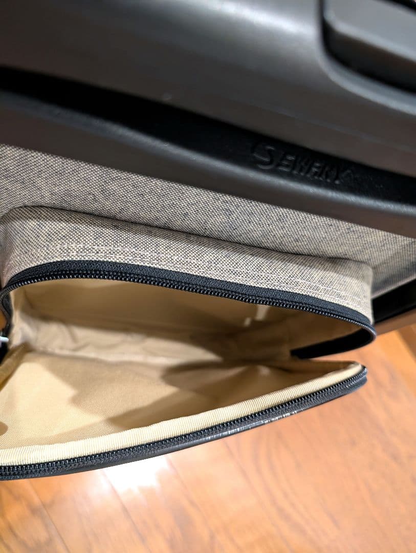 未使用　 SWANY スワニー 4輪キャリーバッグ　モノグラーモ