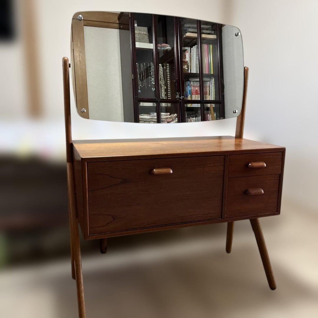 北欧ヴィンテージ　デンマーク製　チーク✖️オークドレッサー　鏡