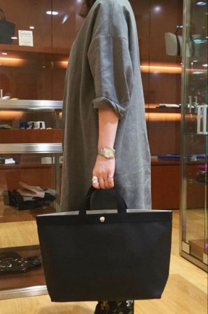 定価151,800円　美品　エルベシャプリエ　705GP ノワール　黒　Lサイズ