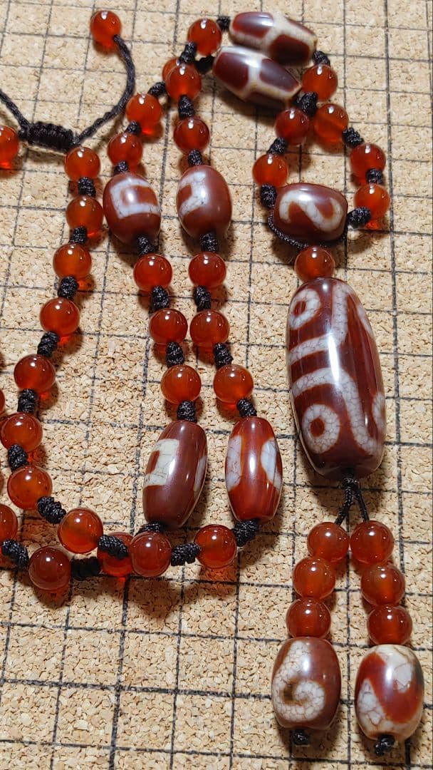 上肯西蔵紅玉髄龍紋天珠チベット直送、金剛七眼天珠40㎜虎牙如意招財亀甲天地瑪瑙