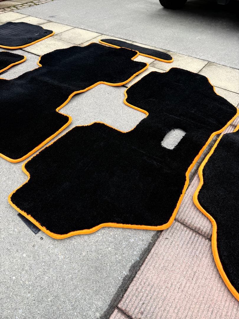 【シエンタ　170‼️】　クラッツィオ　カスタムオーダーフロアマット　おまけ付き‼️