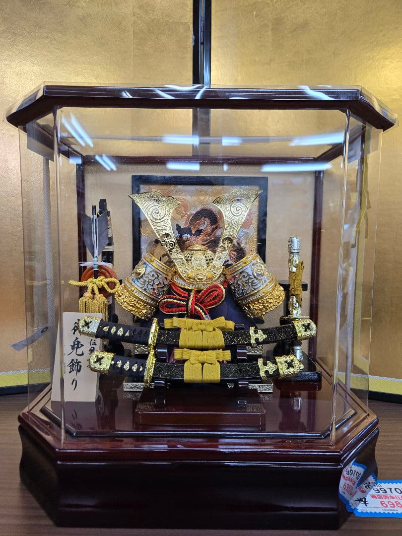 【展示品限り】五月人形　兜　鍬形　ケース飾り　※閉店セール　K23