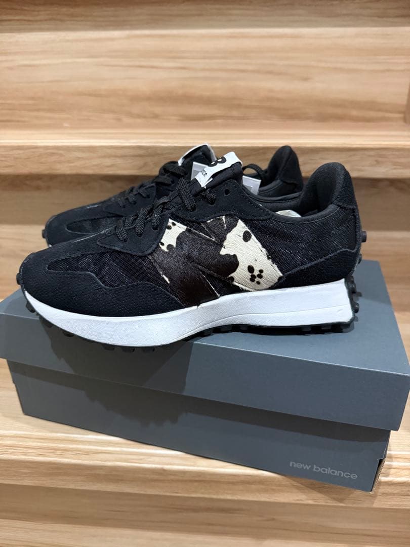 【新品未使用】New Balance WS327SC ブラック23.0cm