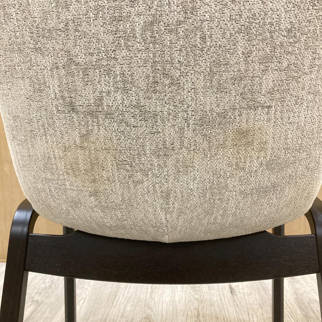 フクラ　カフル　CUFUL　現行モデル ダイニングチェア　椅子　アームレス　A