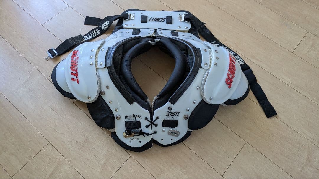 アメフト SCHUTT ショルダーパッド