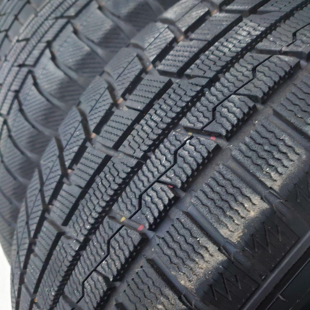 送料込み トーヨータイヤ TOYO TIRE 225/60-17