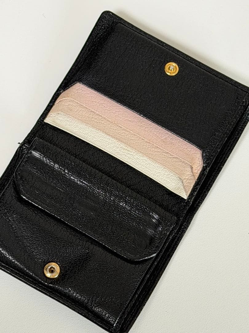 H*.様 MIU MIU ブラックレザー 二つ折り財布 美品