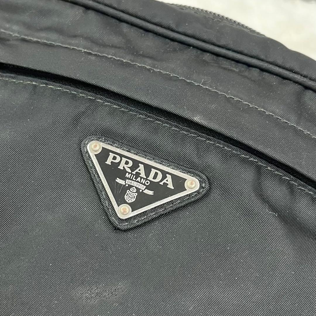 PRADA ブラック ボディバッグ ウエストポーチ
